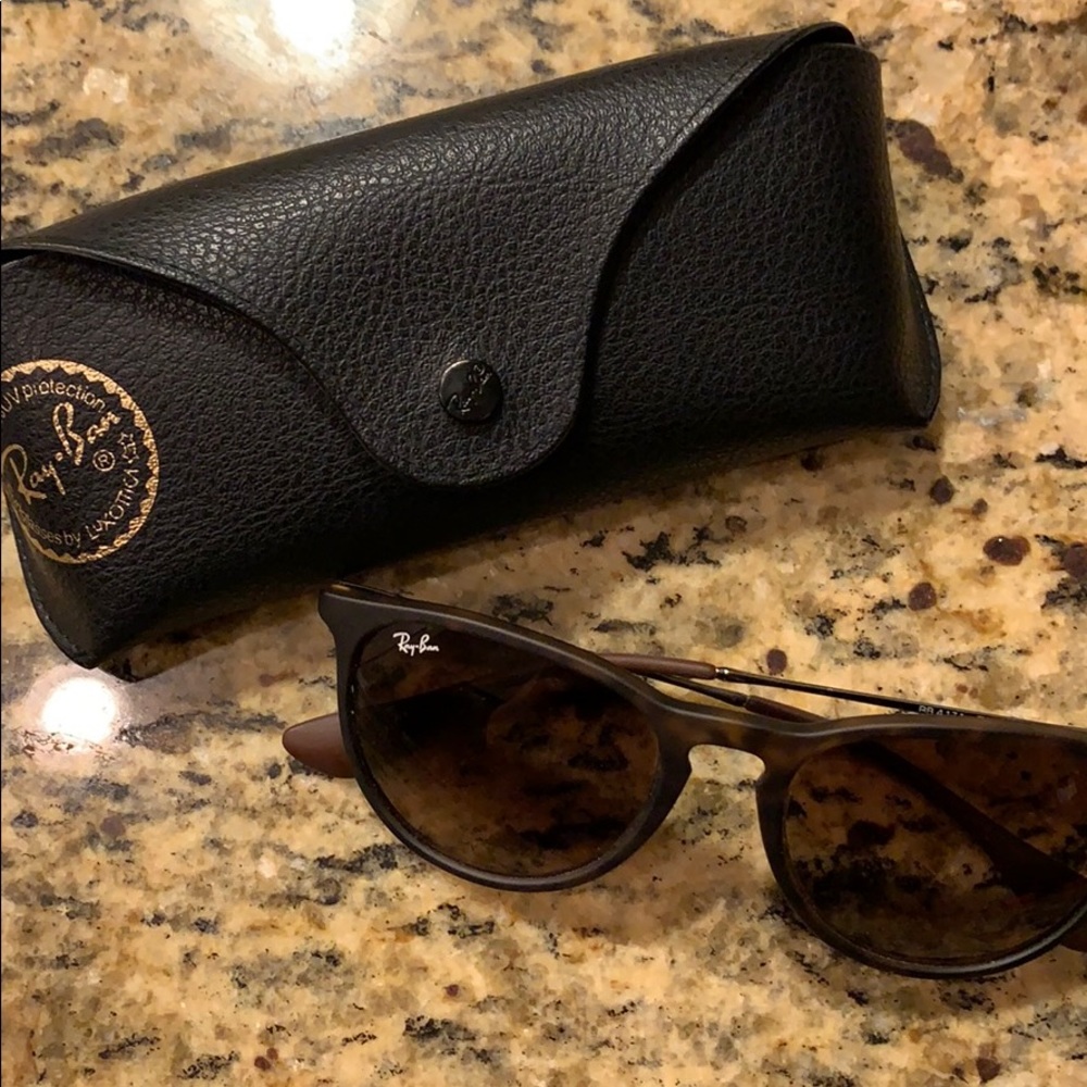 Ray-Ban Erika Classic Sunglasses